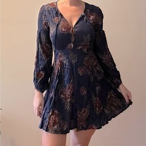 ASTR navy floral print dress